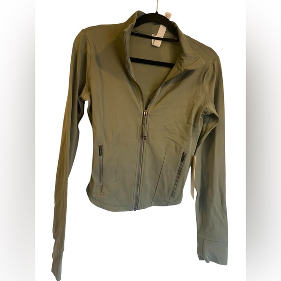 NWT Lululemon define mesh back jacket nulu WILLOW LEAF Size 8